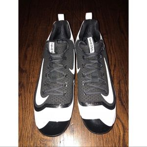 Brand New Mens Baseball Cleats⚾️